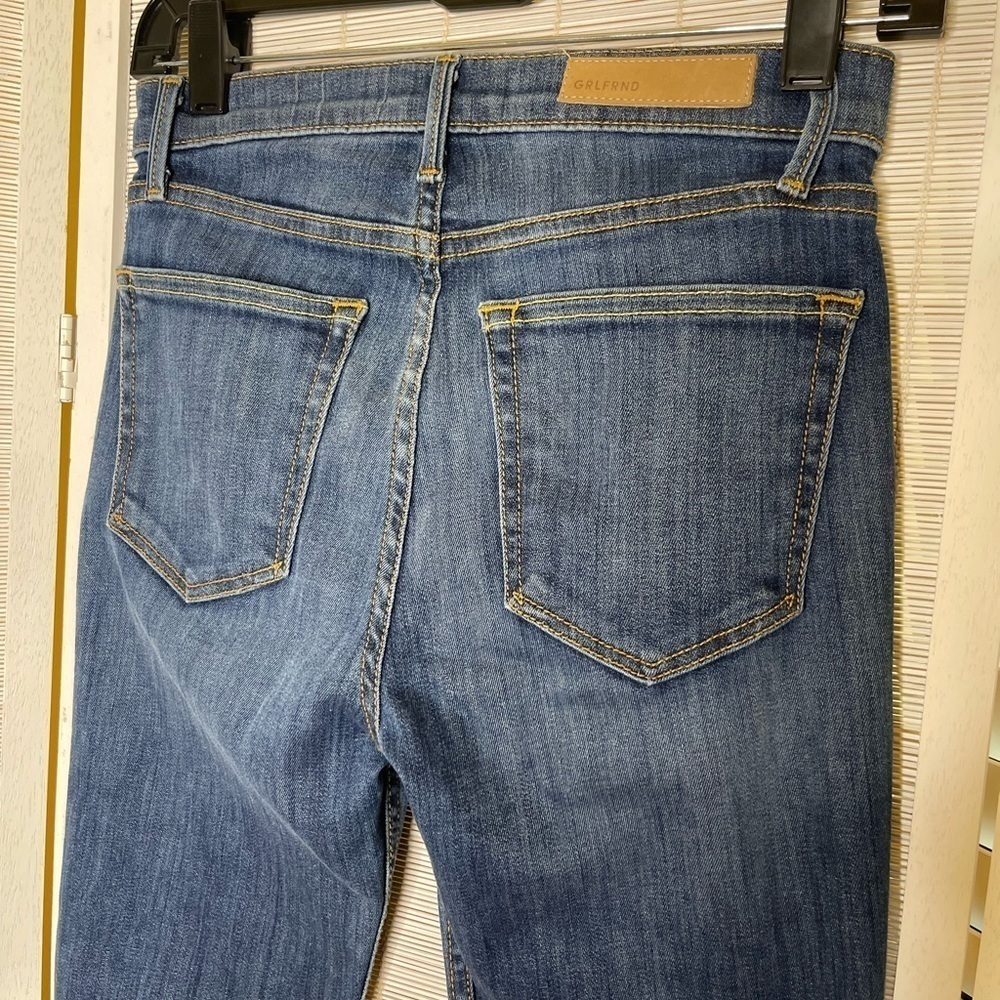 GRLFRND Reed Jeans Night Light Wash Raw Hem Stretch Denim Size 25 - Picture 5 of 9